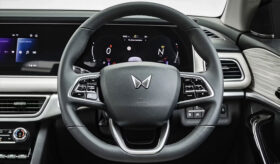 Mahindra XUV700
